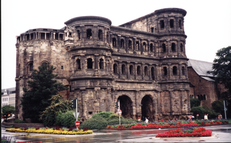 Once the largest city north of the Alps: the 2,000 year old Roman Gate at Trier: an attractive day tour via the Mosel