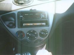 interior1.jpg (6267 bytes)