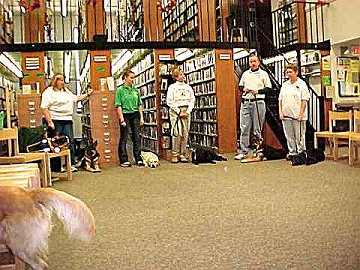 Puppy raisers at the
South Plainfield Public Library