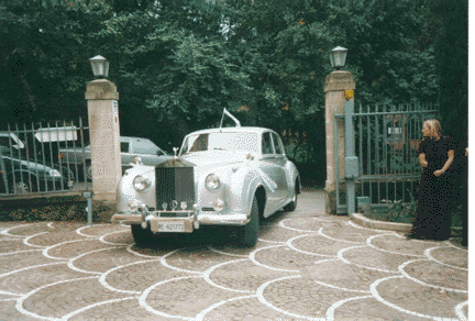 /user/Web_Wedding_Car.GIF
