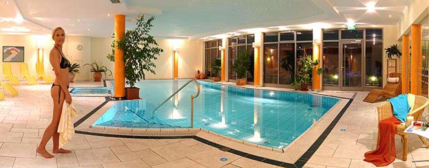 La belle piscine intrieure de l'Htel Alpen Adria par Hermagor