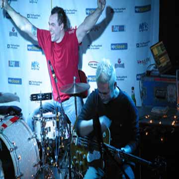 Feeder Live