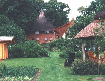 Haus vom Garten aus gesehen