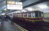Coche R50 detenido en Estacion Independencia-Circa 1993-Juan C.Gonzalez