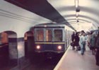 Coche General Electrica Espaola UR3 detenido en estacion 9 de Julio-Circa 1982-Juan C.Gonzalez