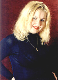 Russian Romance-Beautiful Russian girls seek dating, love, romance and marriage. Meet these beautiful Russian women when you take a tour to Russia through our dating agency!