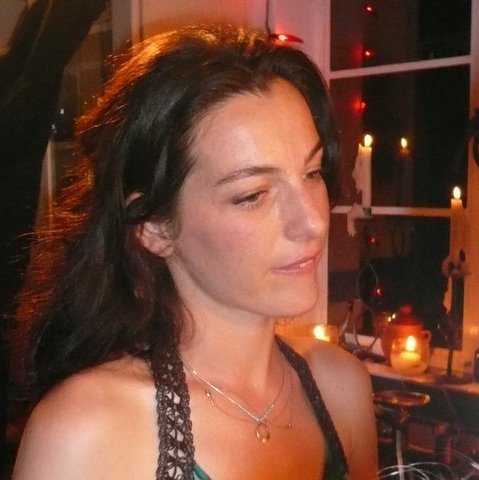 Ayelet Zurer