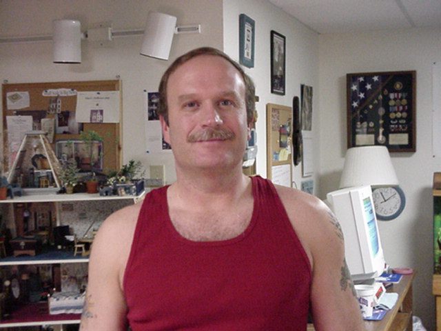 Markemail.jpg (16594 bytes)