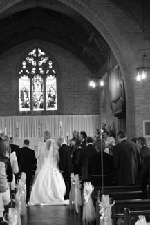 Wedding photographers covering Andover, Hampshire and all surrounding counties