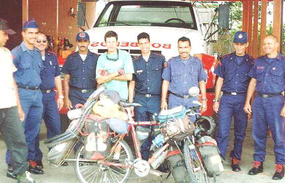 bomberos_bolivar.JPG (35170 bytes)