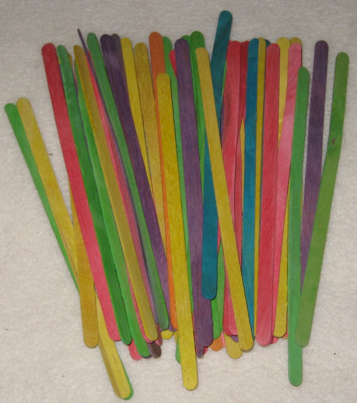 Long_Thin_Sticks.jpg (269380 bytes)