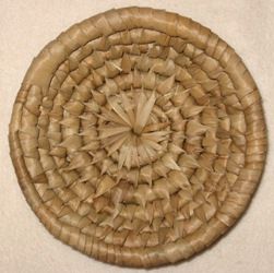 Medium_Seagrass_Bowl.jpg (15185 bytes)