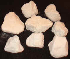 Pumice.JPG (17837 bytes)