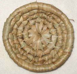 Small_Seagrass_Bowl.jpg (15310 bytes)