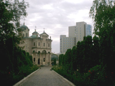 Biserica Barboi si The World Trade Center