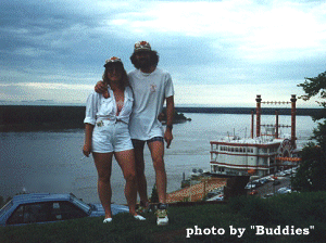 Beav & Buff at the Mississippi River, Travel, Road Trip, Vacation