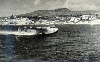 Hidroavi�o no Porto da Horta 