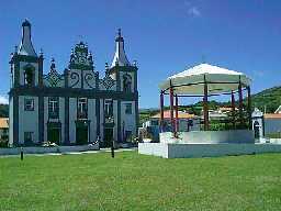 Igreja de N. Sr� da Gra�a e o coreto