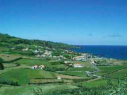 Freguesia vista do miradouro da Espalamaca 