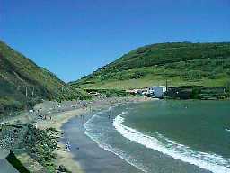 Veraneantes na Praia do Porto Pim