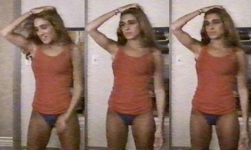 sjparker12.JPG, 14034 bytes, 07/11/1999