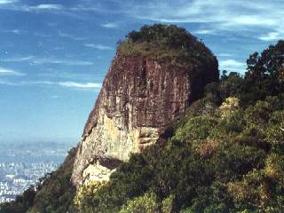 Pico do Andaraí Maior, visto da Pedra da Coruja