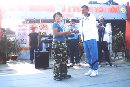 picact5b.jpg (23444 bytes)