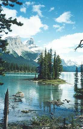 Magnificant Maligne Lake, Jasper BC