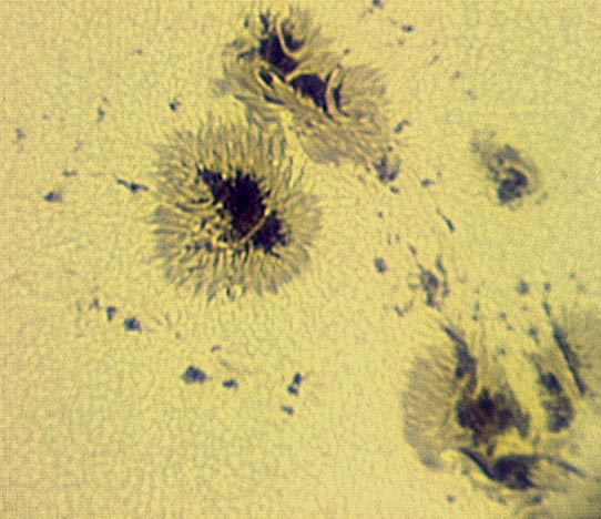 Noaa375.jpg (57172 byte)