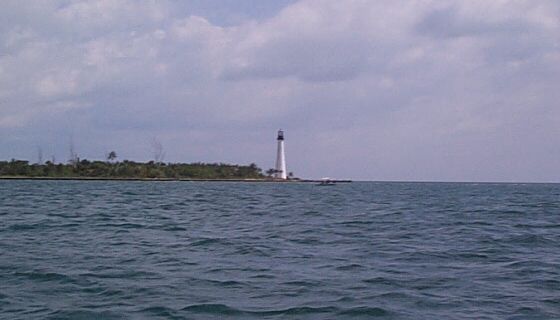 (24KB) Cape Florida Light House, Biscane Bay, Florida