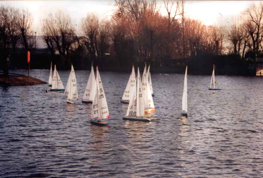 A fleet of yachts heading for the mark