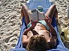 lereadingontheBeachDec8th2006s.JPG