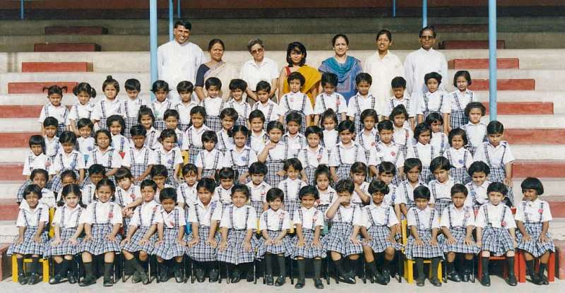 Girls, KG - 2001, Loyola School