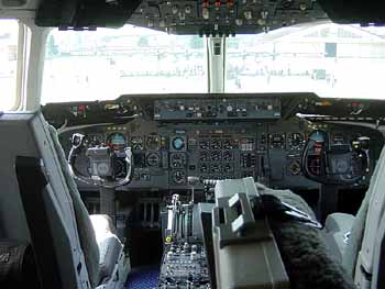 KC-10A cockpit