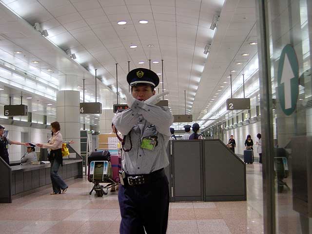 �N���b�N����ƁA�𗧂����ȉ��������̃A�b�v�ɂȂ�܂��B