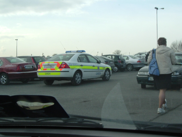 2004 Garda Ford Mondeo