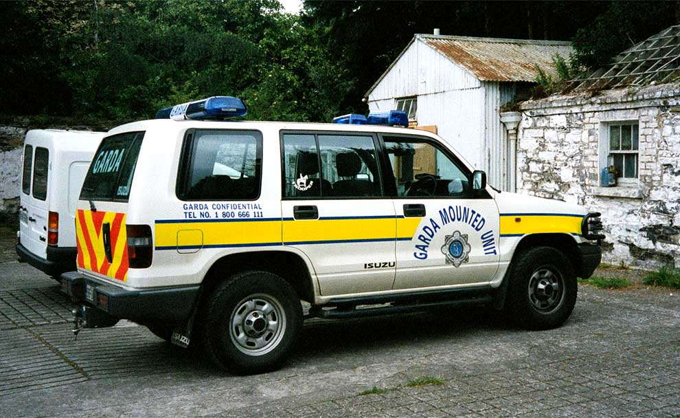 Garda Mounted Unit Isuzu Trooper