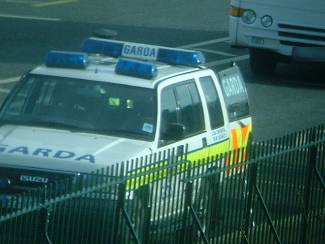 Garda Traffic Isuzu Trooper on Speed Checkpoint
