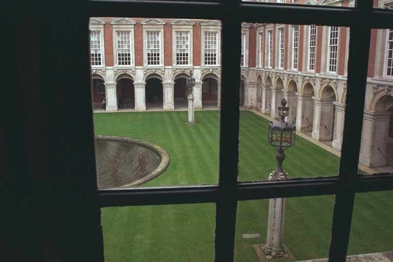 Palace
Courtyard