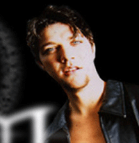 again with his eyes. beautiful blue eyes. *gerggle*