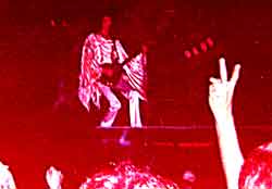 Queen at Hyde Park 76