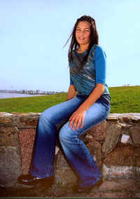 1048-35-cecilia.jpg (76015 bytes)