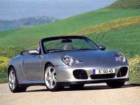 Porsche 911 Carrera 4S Cabriolet Sportief rijden onder de blote hemel: Porsche 911 