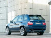 BMW X5 Nieuw topmodel: BMW X5 met 4.8i