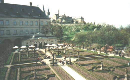 garden.jpg (29204 bytes)
