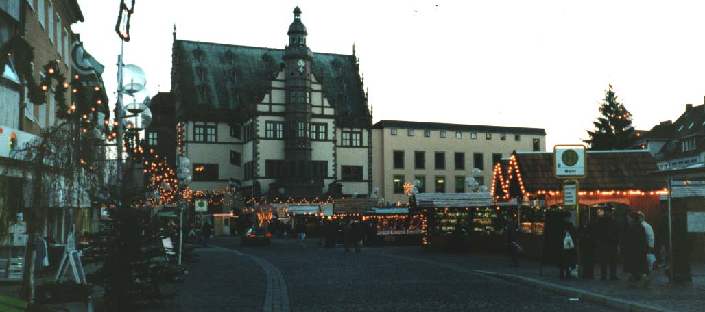xmas1.jpg (64087 bytes)