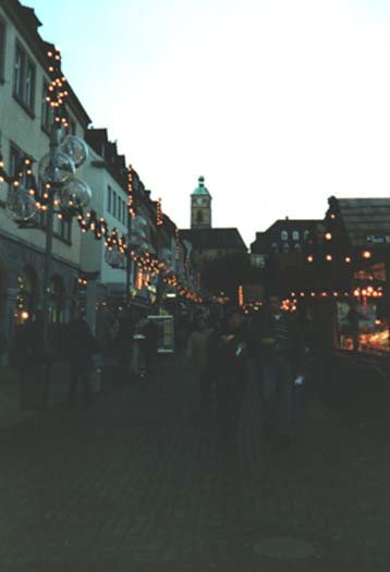 xmas4.jpg (20531 bytes)
