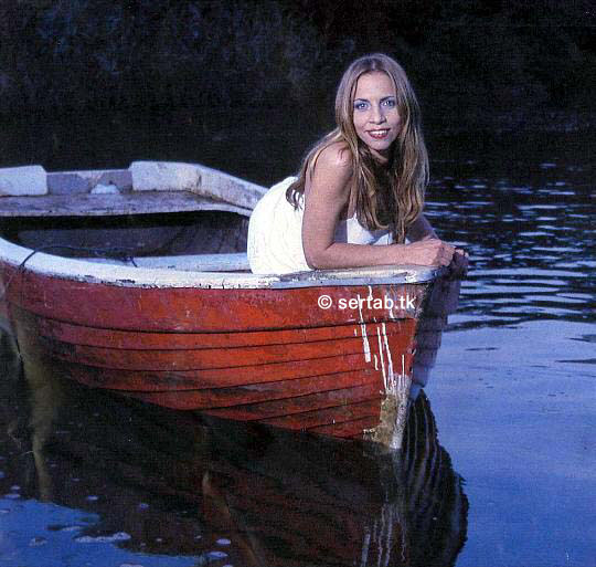 Sertab Erener ...Picture From: sertab.tk ...Thanks to Olcay...