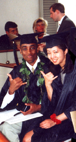 graduation2.jpg (56405 bytes)