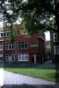 voorkant huis.jpg (48818 bytes)